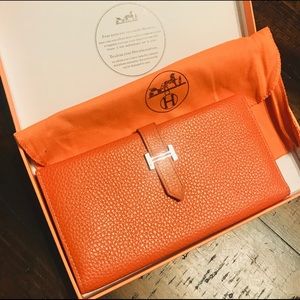 Hermès Wallet w/ Gift box and Bag